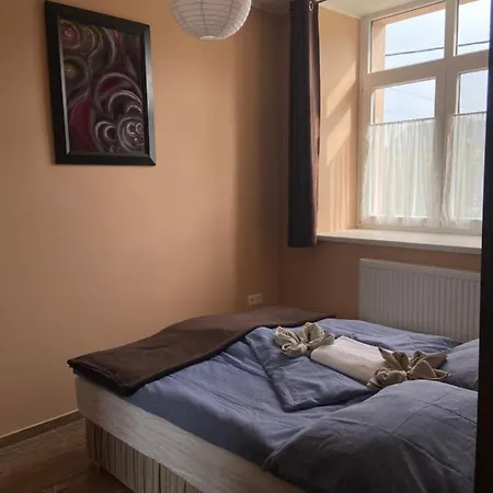 Monzi Apartmanhaz Lägenhet