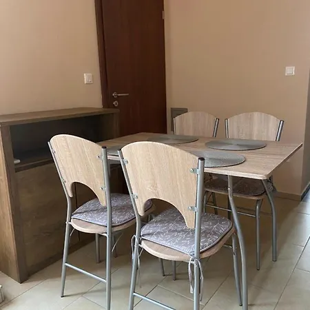 Monzi Apartmanhaz